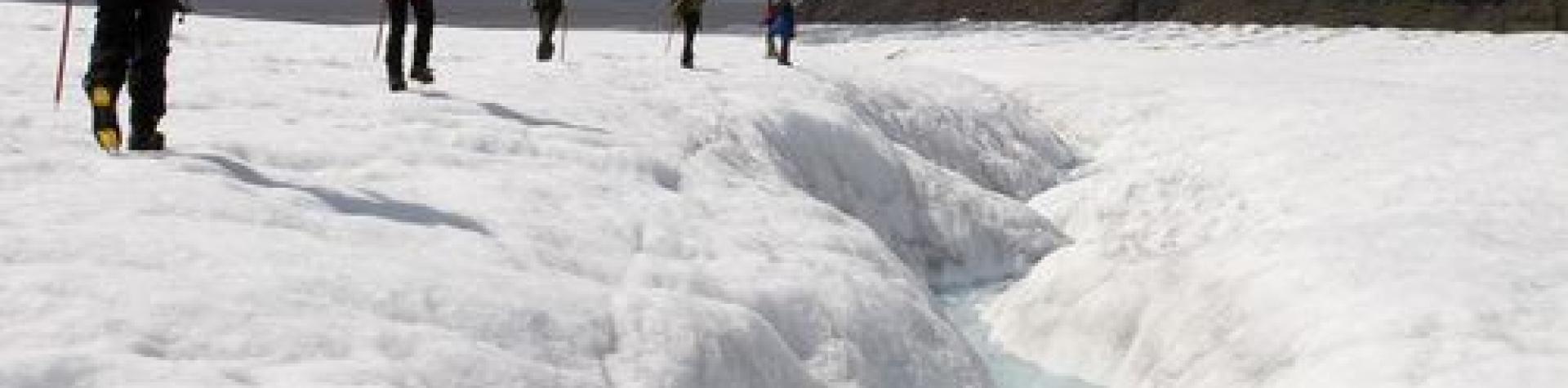 Isbreeventyr - vandring på isbreen (08:30/9-10 tim)