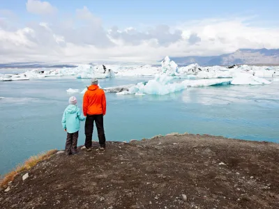 Familieferie på Island